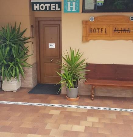 Hotel Alina Cangas De Narcea Eksteriør bilde