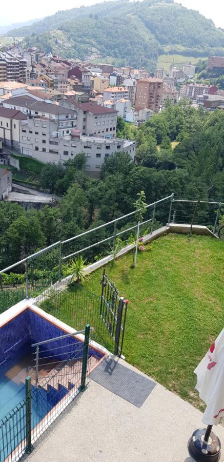 Hotel Alina Cangas De Narcea Eksteriør bilde