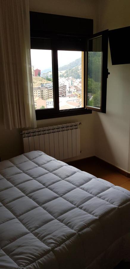 Hotel Alina Cangas De Narcea Eksteriør bilde