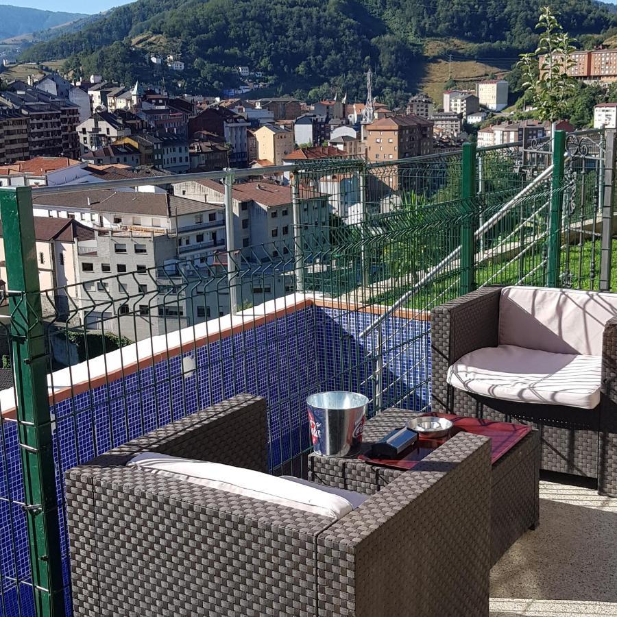 Hotel Alina Cangas De Narcea Eksteriør bilde